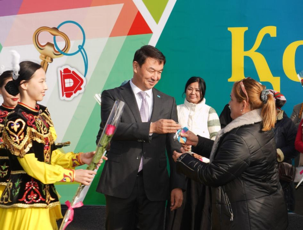 Почти триста очередников получили ключи от собственного жилья в Туркестане