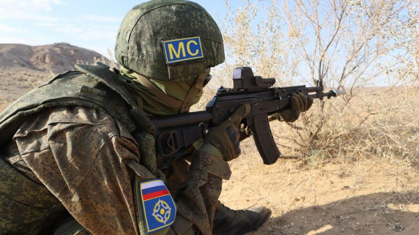 Обратили в бегство: российские миротворцы отбили "нападение" на учениях ОДКБ в Казахстане Обратили в бегство: российские миротворцы отбили "нападение" на учениях ОДКБ в Казахстане
