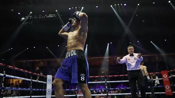 Организатор боя Бетербиева и Бивола не согласен с его результатом | Inbusiness.kz