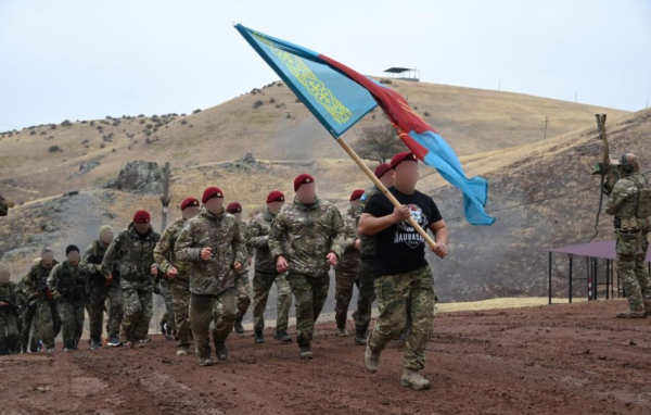 29 бойцов ССО удостоены бордовых беретов 29 бойцов ССО удостоены бордовых беретов