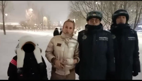 Гвардейцы помогли воссоединиться матери и потерявшейся дочери