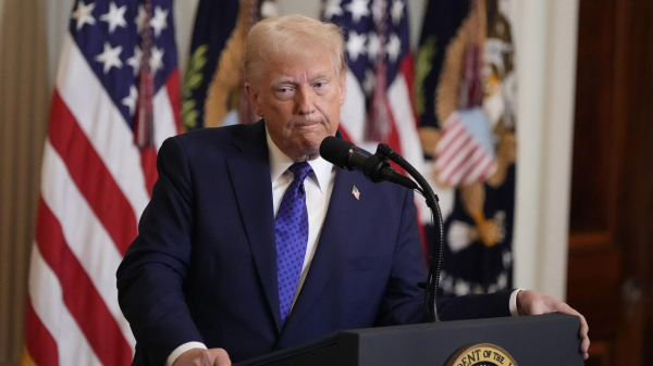 Трамп: Зеленский хочет продолжать конфликт, чтобы «сохранить кормушку»