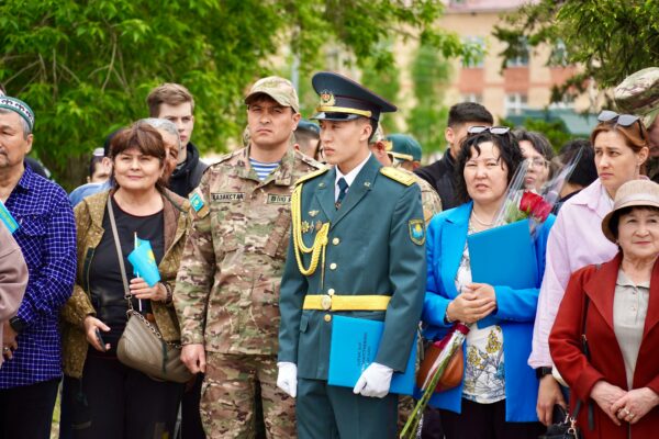 В Кокшетау прошла торжественная акция «День призывника»