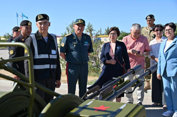 В Мангистауской области депутаты посетили воинские части Министерства обороны