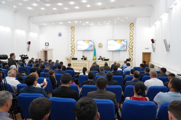 В Кокшетау продолжается системная работа по благоустройству городской среды