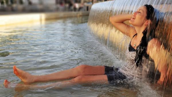 В Астане дождь, на юге сильная жара: прогноз на три дня в мегаполисах Казахстана