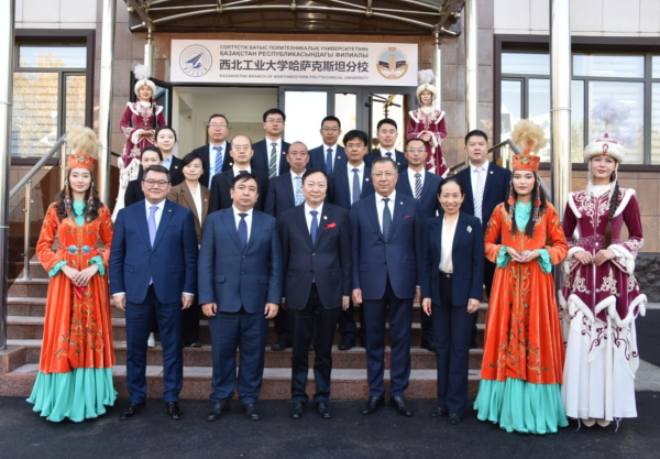 В Казахстане открыли бакалавриат по искусственному интеллекту с двойным дипломом В Казахстане открыли бакалавриат по искусственному интеллекту с двойным дипломом