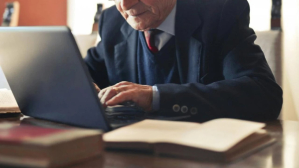 «Серебряный возраст»: более 12  тысяч человек трудоустроено