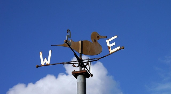 Штормовые предупреждения объявлены на воскресенье по всему Казахстану