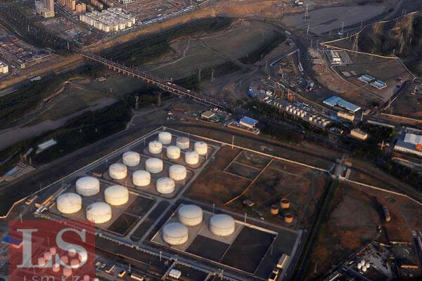 В области Ұлытау вложат миллиарды в завод и нефтебазу