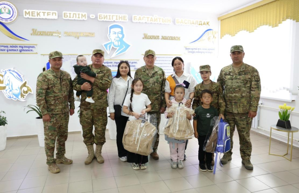 Министр обороны дал старт акции «Мектепке жол»
