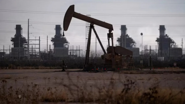 Опасения перебоев поставок поддержали цены на нефть Опасения перебоев поставок поддержали цены на нефть