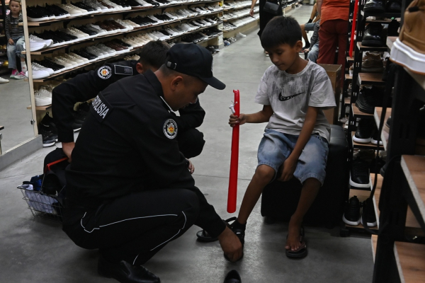 В Конаевском гарнизоне проводится ежегодная акция «Дорога в школу» В Конаевском гарнизоне проводится ежегодная акция «Дорога в школу»