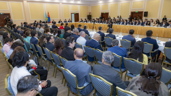 В Астане обсудили перспективы казахстанско-монгольского партнерства В Астане обсудили перспективы казахстанско-монгольского партнерства