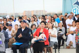 Конституции – 30 лет: праздник объединил акмолинцев на набережной «Жагалау»