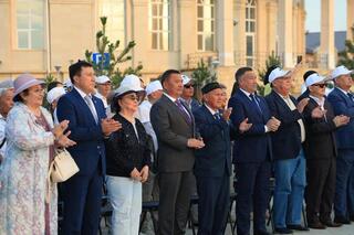 Конституции – 30 лет: праздник объединил акмолинцев на набережной «Жагалау»