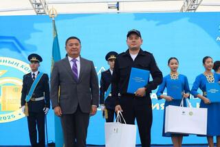 Конституции – 30 лет: праздник объединил акмолинцев на набережной «Жагалау»