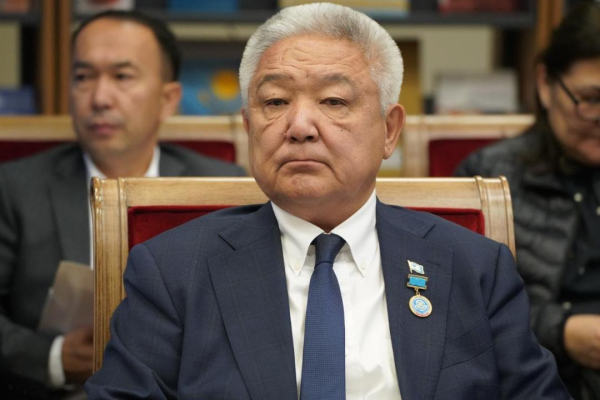 В Астане обсудили задачи по внедрению ИИ и цифровых услуг во все сферы В Астане обсудили задачи по внедрению ИИ и цифровых услуг во все сферы