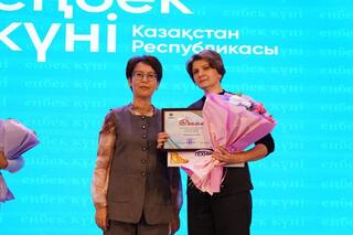 В Акмолинской области прошло торжественное мероприятие ко Дню труда В Акмолинской области прошло торжественное мероприятие ко Дню труда