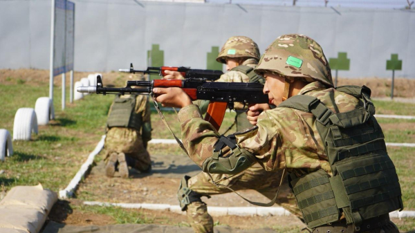 В Алматы состоялась торжественная присяга курсантов военного института В Алматы состоялась торжественная присяга курсантов военного института