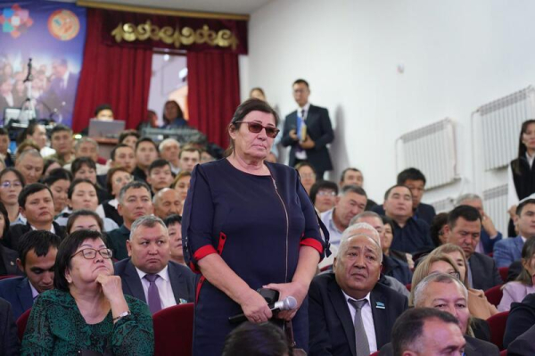 Сельское хозяйство, дороги и инвестиции: как прошла встреча с населением в Жаркаинском районе