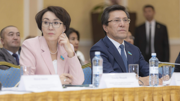 В Астане обсудили перспективы казахстанско-монгольского партнерства В Астане обсудили перспективы казахстанско-монгольского партнерства