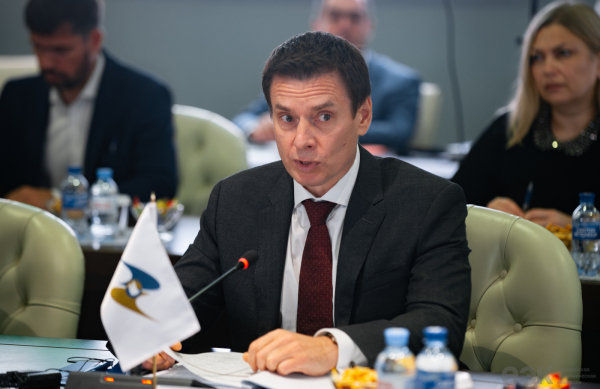 ЕАЭС и Иран расширяют сотрудничество в логистике и транспорте ЕАЭС и Иран расширяют сотрудничество в логистике и транспорте