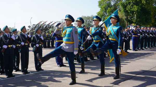 В Алматы состоялась торжественная присяга курсантов военного института В Алматы состоялась торжественная присяга курсантов военного института