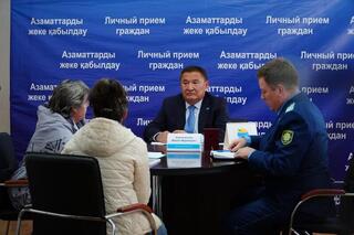 Сельское хозяйство, дороги и инвестиции: как прошла встреча с населением в Жаркаинском районе