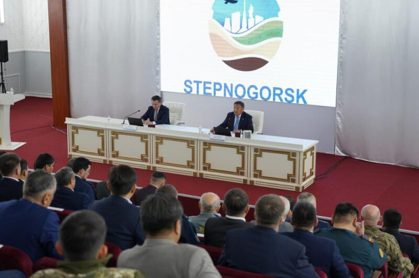 Подготовку к отопительному сезону и вопросы благоустройства обсудили в г. Степногорске