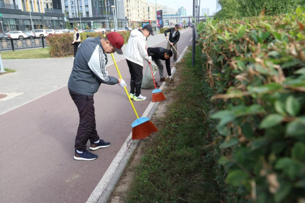 Военнослужащие Вооруженных сил приняли участие в экологической акции «Таза Қазақстан» Военнослужащие Вооруженных сил приняли участие в экологической акции «Таза Қазақстан»