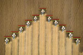 Глава государства ознакомился с ходом уборочной кампании в Акмолинской области