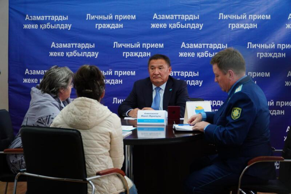 Сельское хозяйство, дороги и инвестиции: как прошла встреча с населением в Жаркаинском районе