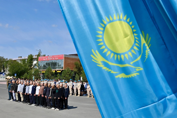 В Конаеве проводили команду новобранцев осеннего призыва в Пограничную службу В Конаеве проводили команду новобранцев осеннего призыва в Пограничную службу