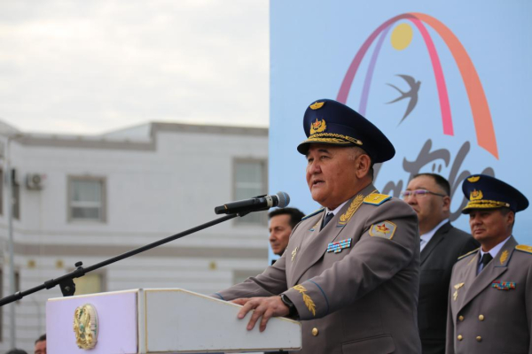 Более ста выпускников летного вуза получили офицерское звание Более ста выпускников летного вуза получили офицерское звание