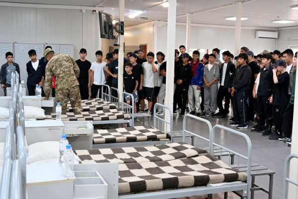 Школьники центра «Балдаурен» посетили инженерно-сапёрную бригаду Конаевского гарнизона Школьники центра «Балдаурен» посетили инженерно-сапёрную бригаду Конаевского гарнизона