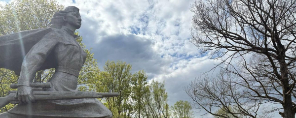 В Ленинградской области почтили память казахстанца - героя Великой Отечественной войны  В Ленинградской области почтили память казахстанца - героя Великой Отечественной войны