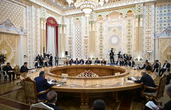 Потенциал региона, энергетика, логистика и языки – Токаев выступил на саммите "Центральная Азия – Россия"
Потенциал региона, энергетика, логистика и языки – Токаев выступил на саммите "Центральная Азия – Россия"