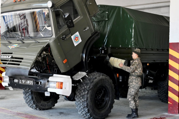 В Десантно-штурмовой бригаде Конаевского гарнизона стартовал перевод техники на зимний период эксплуатации В Десантно-штурмовой бригаде Конаевского гарнизона стартовал перевод техники на зимний период эксплуатации
