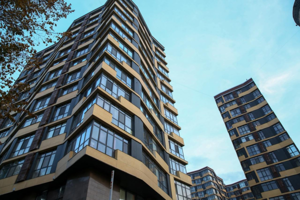 
Аким Алматы поручил провести проверку по фактам самозахвата территорий в микрорайоне "Коктем"
