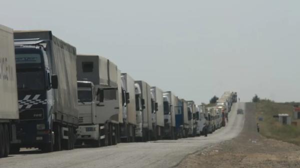 Пробки на границе Казахстана и Китая: когда водителям предоставят бланки разрешений