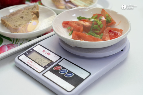 
Чем кормят в казахстанских школах после "оздоровления" детского меню – фоторепортаж Informburo
