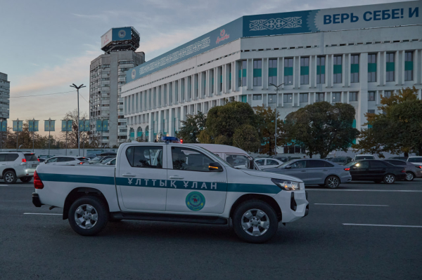 Нацгвардия в Алматы получила новые служебные автомобили