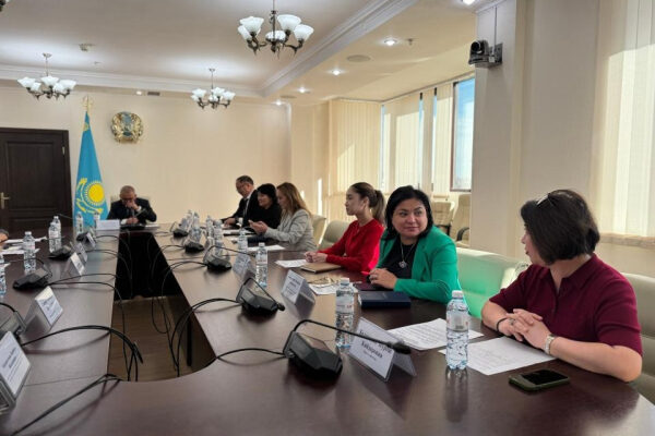Казахстан усиливает межсекторальное сотрудничество в сфере общественного здоровья