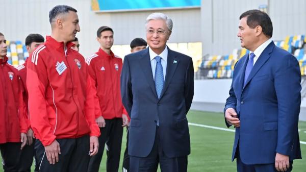 Токаев посетил новый футбольный стадион в Кызылорде
 
Токаев посетил новый футбольный стадион в Кызылорде