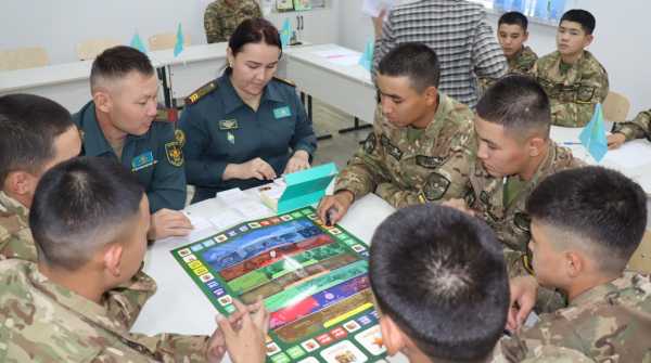 В военном колледже прошли дебаты и патриотические мероприятия в честь Дня Республики