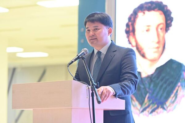 В Астане открылась выставка, посвященная Пушкину и Шолохову