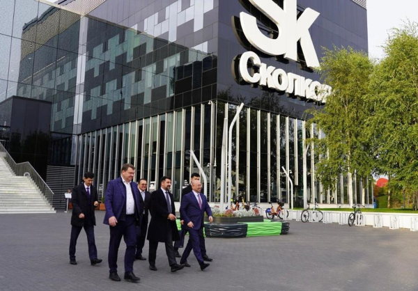 Казахстан заинтересован в обучении специалистов в "Сколково" - Даурен Абаев Казахстан заинтересован в обучении специалистов в "Сколково" - Даурен Абаев