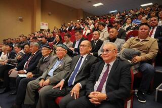 В Мангистау отметили 120-летие профсоюзного движения В Мангистау отметили 120-летие профсоюзного движения