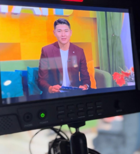 В Усть-Каменогорске солдат Нацгвардии ведёт утреннюю телепрограмму В Усть-Каменогорске солдат Нацгвардии ведёт утреннюю телепрограмму